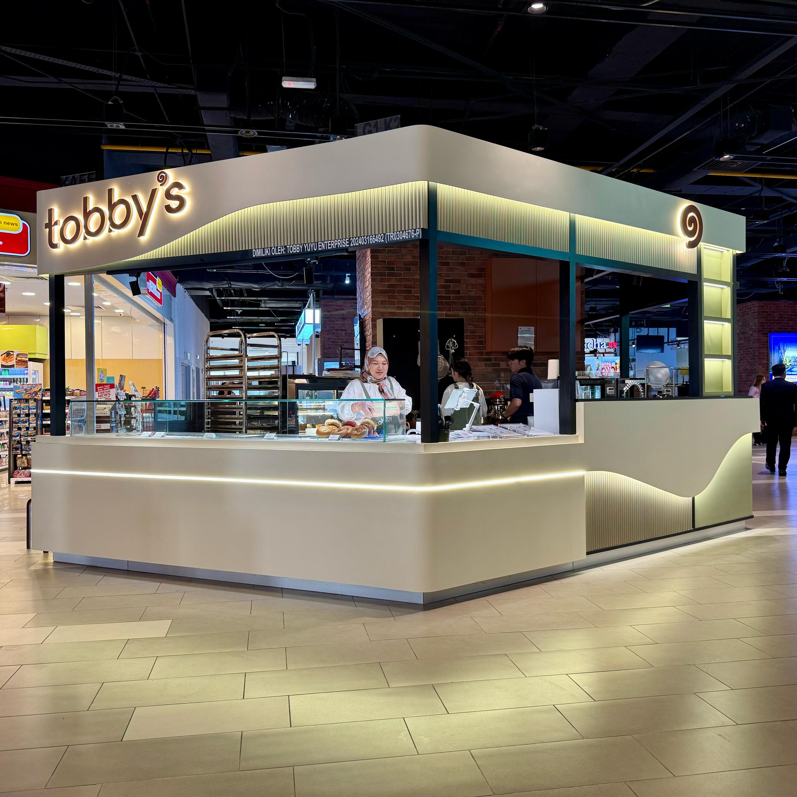 tobby's shop front